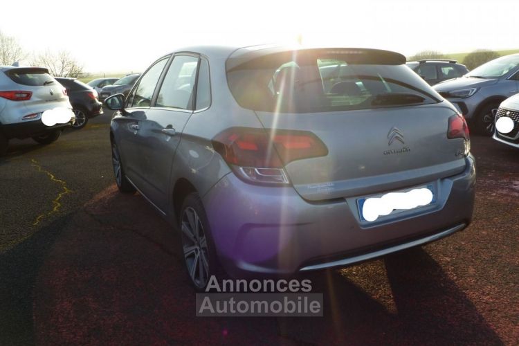 Citroen C4 II 1.6 BLUE HDI 100CH FEEL 5 PORTES - <small></small> 11.850 € <small>TTC</small> - #4