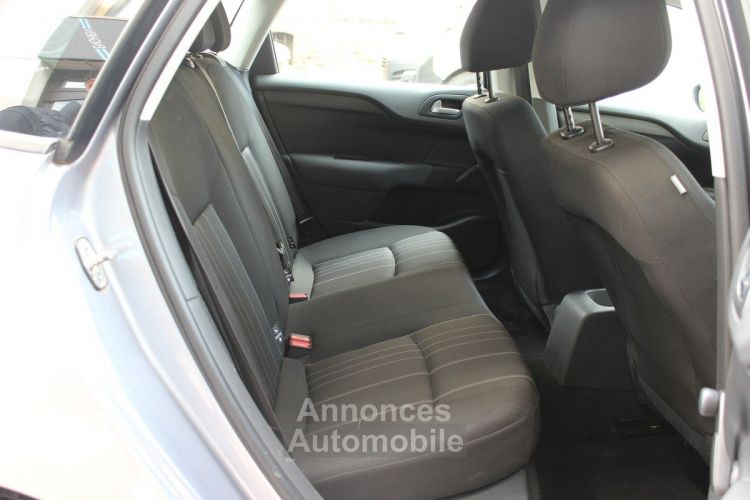 Citroen C4 II (B7) 1.2 THP 12V S&S 110 cv - <small></small> 7.490 € <small>TTC</small> - #8