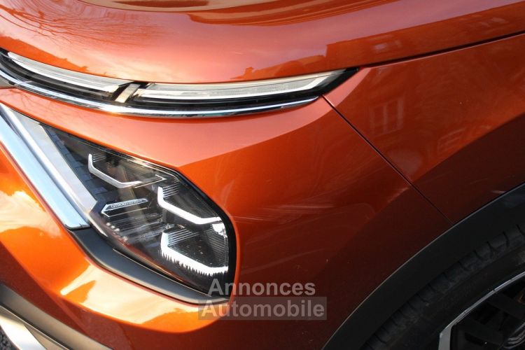 Citroen C4 III 1.2 130cv S&S EAT8 SHINE - <small></small> 18.990 € <small>TTC</small> - #36