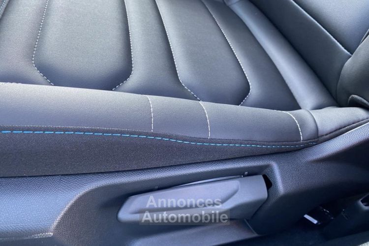 Citroen C4 III 1.5 BlueHDi 130 EAT8 MAX AVEC TOIT NOIR - <small></small> 24.250 € <small></small> - #8