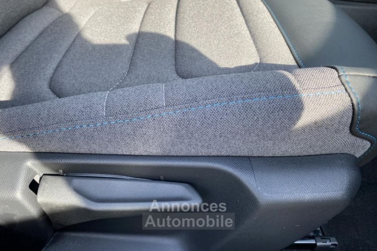 Citroen C4 III 1.5 BlueHDi 130 EAT8 Plus AVEC TOIT NOIR - <small></small> 22.490 € <small></small> - #9