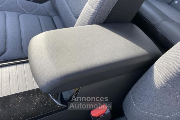 Citroen C4 III 1.5 BlueHDi 130 EAT8 Plus AVEC TOIT NOIR - <small></small> 22.490 € <small></small> - #43