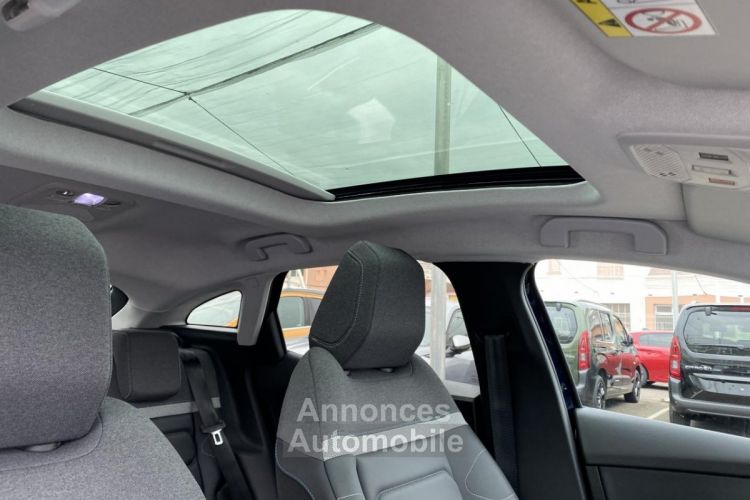 Citroen C4 III 1.5 BlueHDi 130 S&S EAT8 Max TOIT OUVRANT / PACK TECHNO DRIVE - <small></small> 26.990 € <small></small> - #9