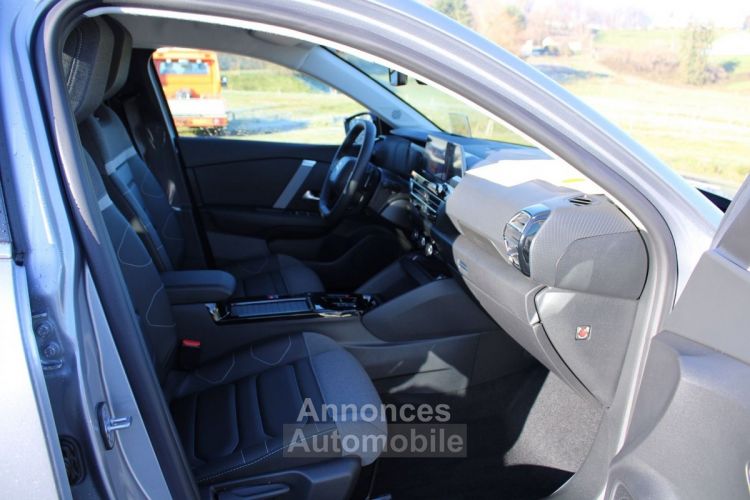 Citroen C4 PHASE 4 MAX BLUE HDI 130 CV GPS 3D CAMÉRA USB FULL LED I-COKPIT JA 18 BOITE AUTO EAT-8 - <small></small> 25.990 € <small>TTC</small> - #10