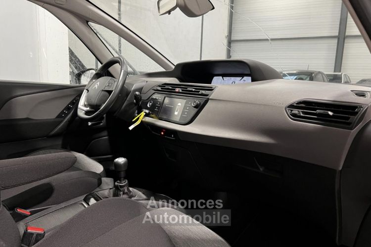 Citroen C4 Picasso 1.2 PureTech 110 CH Live  DISTRIBUTION NEUVE - <small></small> 10.490 € <small>TTC</small> - #15