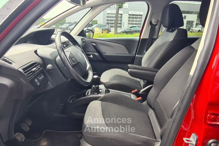 Citroen C4 Picasso 1,2 PureTech 130 ch Feel + Options Attelage - <small></small> 8.490 € <small>TTC</small> - #18