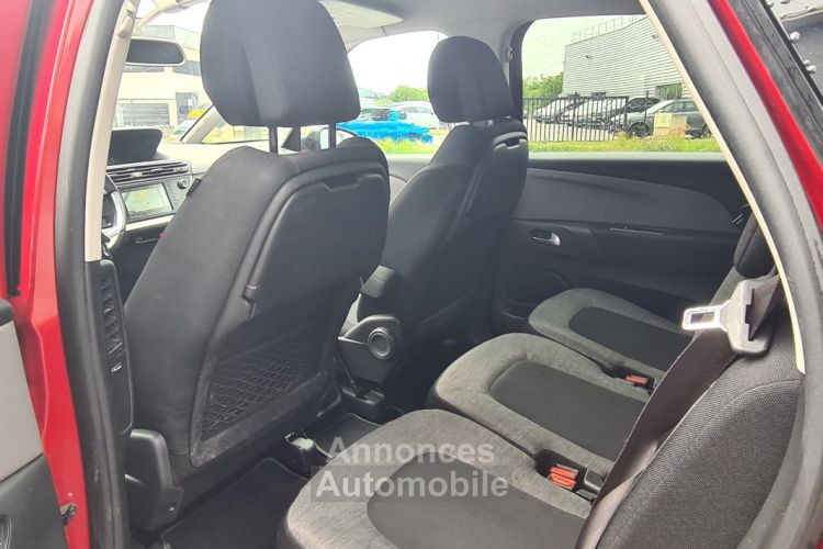 Citroen C4 Picasso 1,2 PureTech 130 ch Feel + Options Attelage - <small></small> 8.490 € <small>TTC</small> - #20