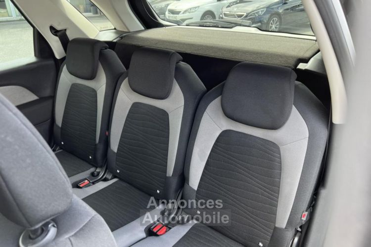 Citroen C4 Picasso 1.2 PureTech - 130 S&S Feel Gps + Clim - <small></small> 12.490 € <small>TTC</small> - #13