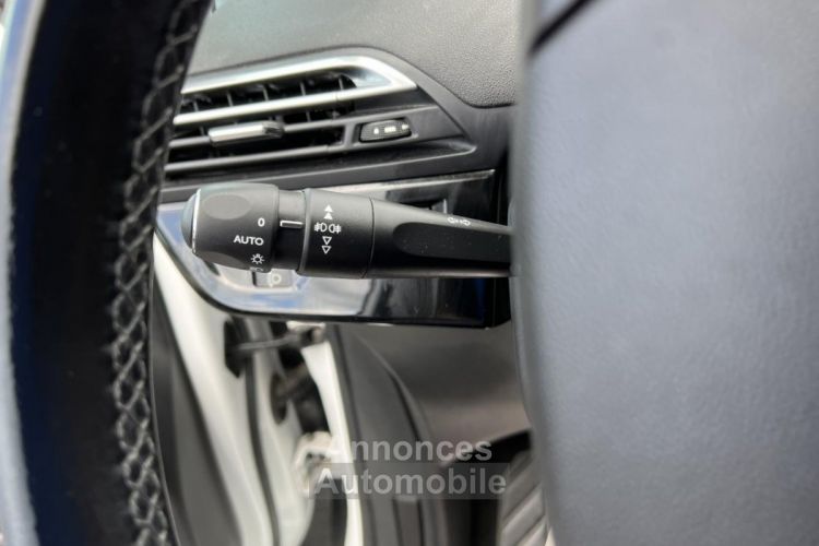 Citroen C4 Picasso 1.2 PureTech - 130 S&S Feel Gps + Clim - <small></small> 12.490 € <small>TTC</small> - #49