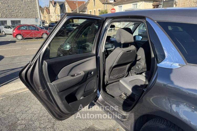 Citroen C4 Picasso 1.6 BlueHDi - 120 S&S Feel Gps + Camera AR + Attelage - <small></small> 9.490 € <small>TTC</small> - #20