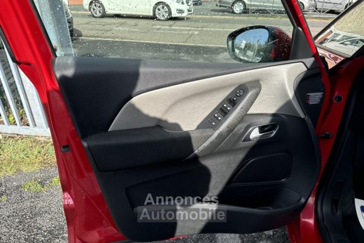 Citroen C4 Picasso 1.6 e-HDi FAP - 115 Bva Intensive Gps + camera AR + Clim - <small></small> 8.990 € <small>TTC</small> - #23