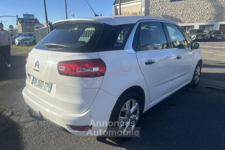 Citroen C4 Picasso 1.6 e-HDi FAP - 115 Intensive Gps + Clim + attelage - <small></small> 8.490 € <small>TTC</small> - #23