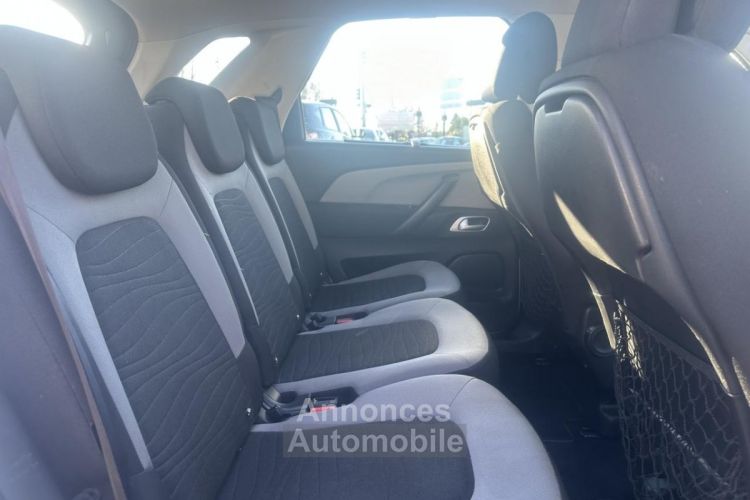 Citroen C4 Picasso 1.6 e-HDi FAP - 115 Intensive Gps + Clim + attelage - <small></small> 8.490 € <small>TTC</small> - #32