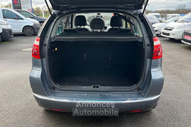 Citroen C4 Picasso 1.6 HDI 110CH MONOSPACE Millenium GTIE 12 MOIS DISTRIB OK - <small></small> 4.990 € <small>TTC</small> - #17