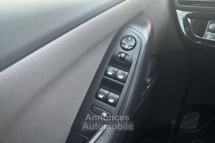 Citroen C4 Picasso 1,6 HDi 90ch Confort - <small></small> 9.990 € <small>TTC</small> - #26