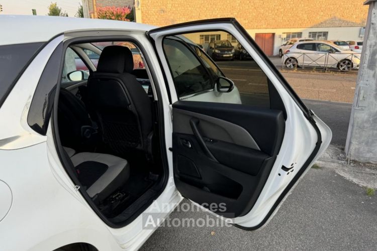 Citroen C4 Picasso 2.0 BlueHDi - 150 Bva Exclusive Gps + Camera AR + Attelage - <small></small> 10.990 € <small>TTC</small> - #12