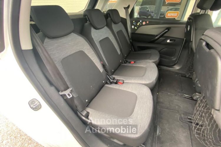 Citroen C4 Picasso Citroën 1.2 130CH FEEL- COURROIE OK- RADAR AV ET AR- ATTELAGE - <small></small> 8.190 € <small>TTC</small> - #14