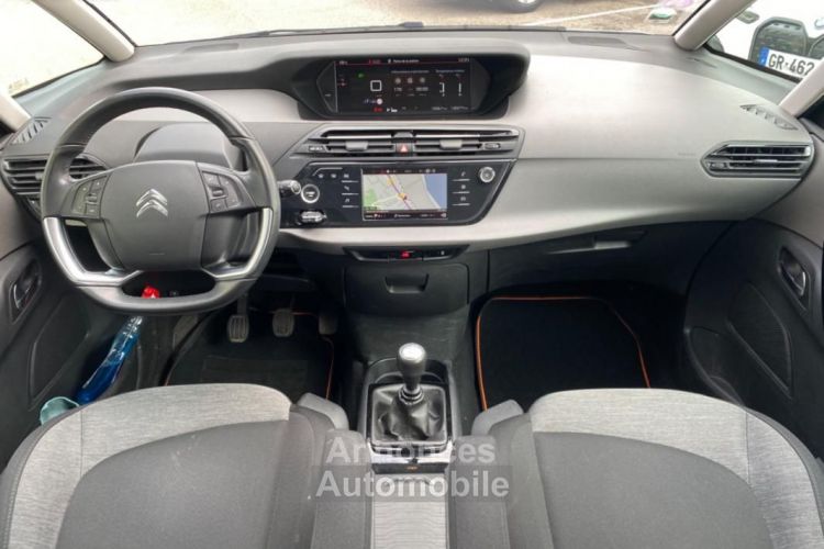 Citroen C4 Picasso Citroën 1.2 130CH FEEL- COURROIE OK- RADAR AV ET AR- ATTELAGE - <small></small> 8.190 € <small>TTC</small> - #16