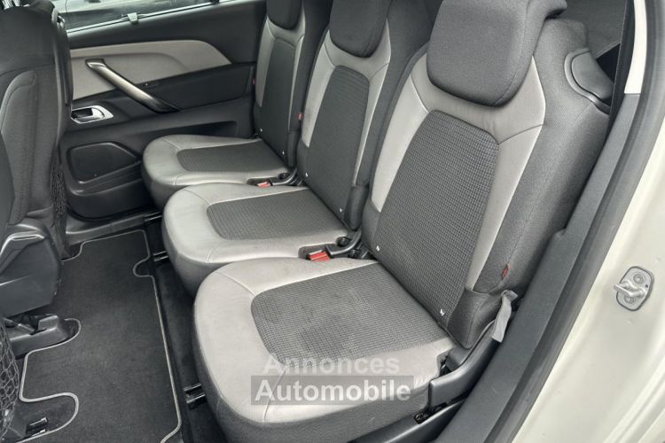 Citroen C4 Picasso Grand SpaceTourer 1.5 BlueHDi - BVA - GPS + CAMERA AR - <small></small> 14.990 € <small>TTC</small> - #11