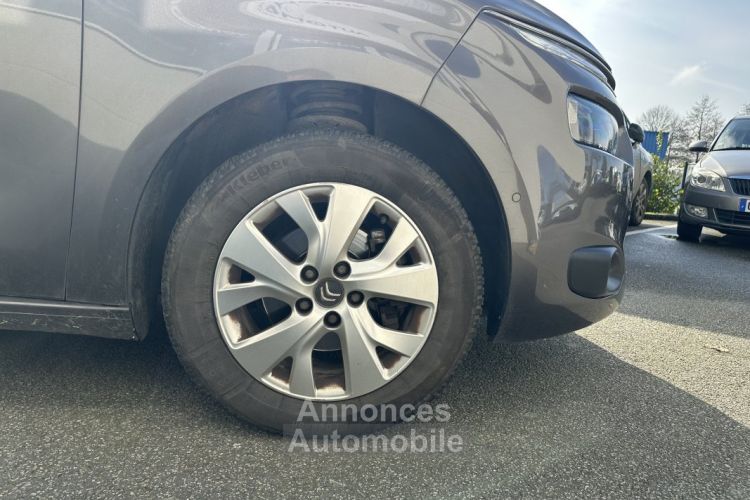 Citroen C4 Picasso II 1.6 BlueHDi S&S 120 cv intensive - <small></small> 10.990 € <small>TTC</small> - #17