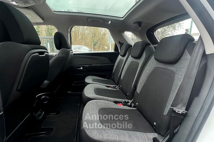 Citroen C4 Picasso II FEEL 1.2 130 ECRAN TACTILE VIRTUAL COCKPIT TOIT PANO CRIT AIR 1 Garantie 1 an - <small></small> 11.970 € <small>TTC</small> - #16