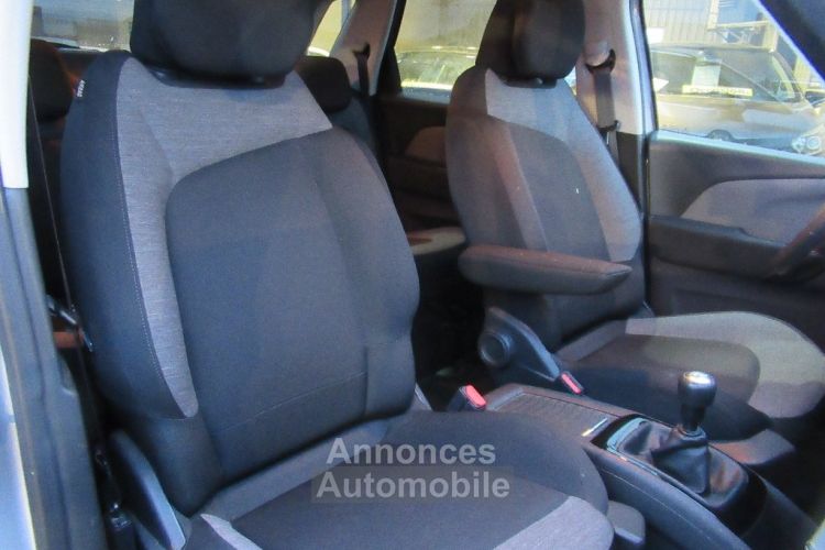 Citroen C4 SPACETOURER PureTech 130 SetS BVM6 Feel - <small></small> 7.990 € <small>TTC</small> - #10