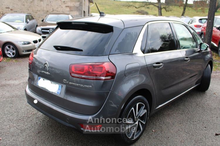 Citroen C4 SPACETOURER SHINE ESSENCE 130 CV GPS 3D CAMÉRA SIÈGES MASSANT USB JA 17 PK ASSIST RÉGULATEUR - <small></small> 11.900 € <small>TTC</small> - #2