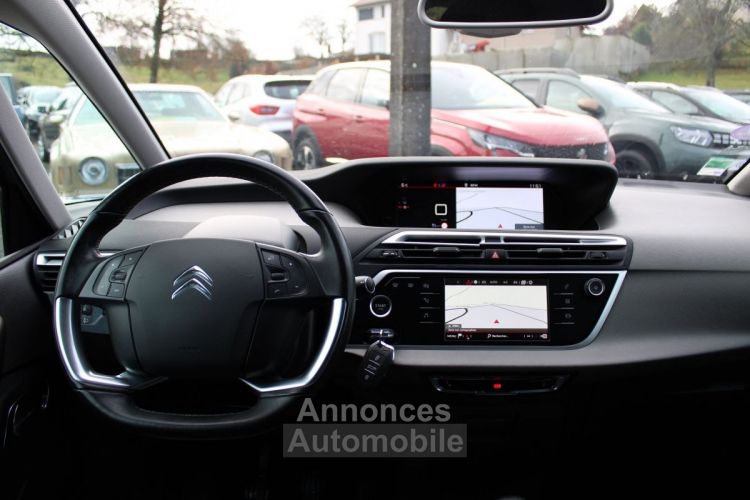 Citroen C4 SPACETOURER SHINE ESSENCE 130 CV GPS 3D CAMÉRA SIÈGES MASSANT USB JA 17 PK ASSIST RÉGULATEUR - <small></small> 11.900 € <small>TTC</small> - #11