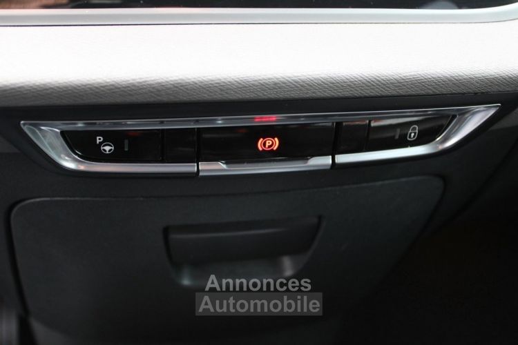 Citroen C4 SPACETOURER SHINE ESSENCE 130 CV GPS 3D CAMÉRA SIÈGES MASSANT USB JA 17 PK ASSIST RÉGULATEUR - <small></small> 11.900 € <small>TTC</small> - #16