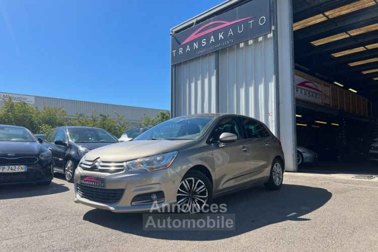 Citroen C4 VTi 120 Exclusive TOIT + SIÈGES MASSANTS + SON DENON - <small></small> 5.990 € <small>TTC</small> - #1