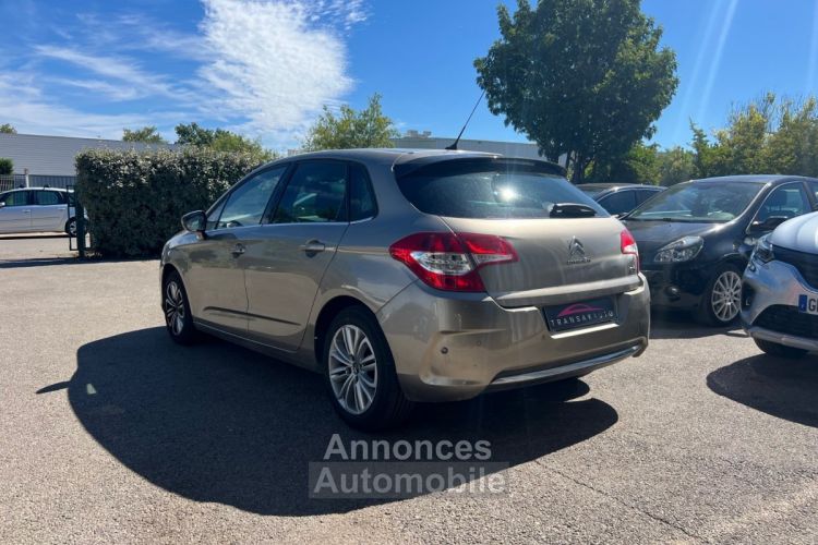 Citroen C4 VTi 120 Exclusive TOIT + SIÈGES MASSANTS + SON DENON - <small></small> 5.990 € <small>TTC</small> - #3