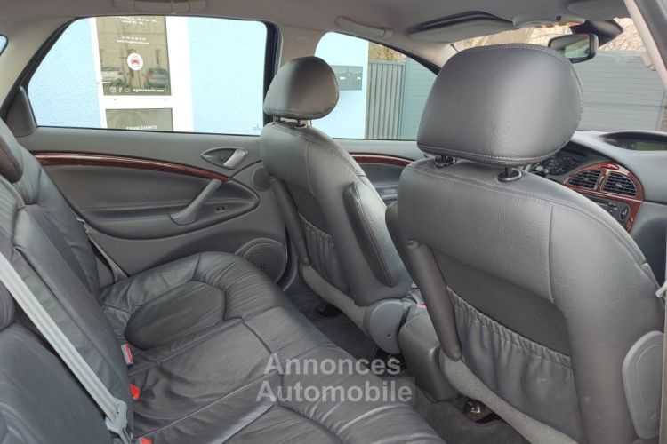 Citroen C5 3.0 i V6 24V 210cv 78000kms - <small></small> 4.990 € <small>TTC</small> - #17