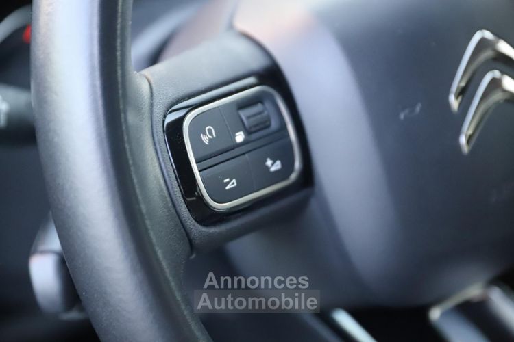 Citroen C5 AIRCROSS 1.2 PureTech 130 SHINE CAMERA GRIP CONTROL CARPLAY SIEGES CHAUFFANTS - <small></small> 16.980 € <small>TTC</small> - #33