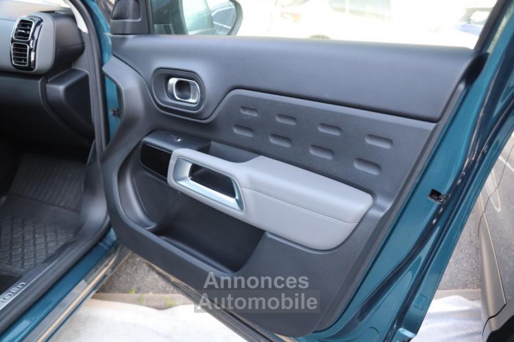 Citroen C5 AIRCROSS 1.2 PureTech 130 SHINE CAMERA GRIP CONTROL CARPLAY SIEGES CHAUFFANTS - <small></small> 16.980 € <small>TTC</small> - #40