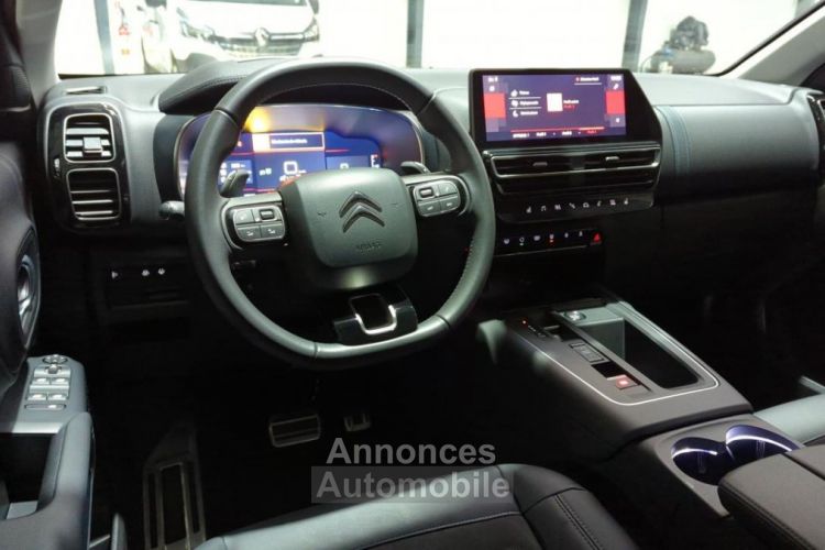 Citroen C5 AIRCROSS 1.2 PURETECH 130CV EAT8 SHINE + SIEGES CHAUFFANTS + HAYON MAINS LIBRES NOIR PERLA NERA - <small></small> 26.390 € <small>TTC</small> - #9