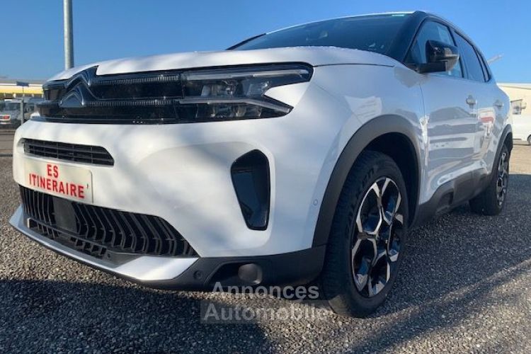 Citroen C5 Aircross PLUS Hybrid 136 e-dcs6 + 23.500 km BLANC sièges chauffants sellerie alcantara cuir jantes alu 18 et pneus 4 saisons - <small></small> 25.990 € <small>TTC</small> - #2