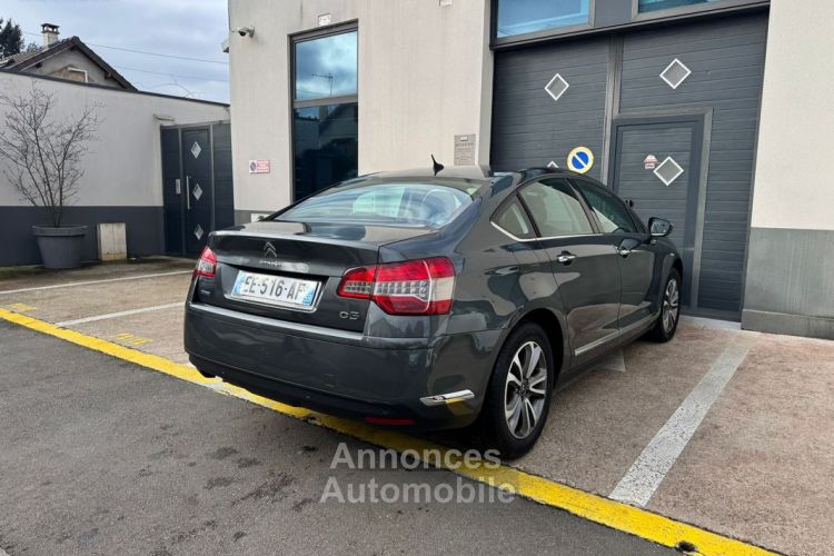 Citroen C5 Citroën 2.0 BlueHDI 150ch Exclusive Historique d'entretien Garantie 12 mois Radar AV-AR Apple CarPlay - <small></small> 11.990 € <small>TTC</small> - #3