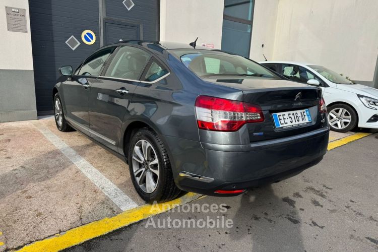 Citroen C5 Citroën 2.0 BlueHDI 150ch Exclusive Historique d'entretien Garantie 12 mois Radar AV-AR Apple CarPlay - <small></small> 11.990 € <small>TTC</small> - #4