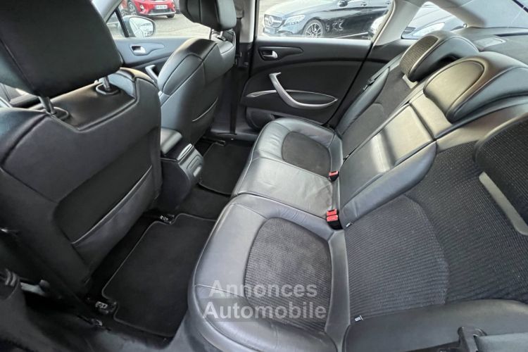 Citroen C5 Citroën II 2.0 BlueHDi 180ch Hydractive Millenium S&S EAT6 GPS Semi-Cuir - <small></small> 9.990 € <small>TTC</small> - #19