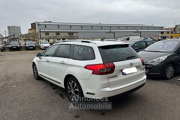 Citroen C5 TOURER 2.0 HDI160 FAP EXCLUSIVE + BVA6 - <small></small> 5.499 € <small>TTC</small> - #7