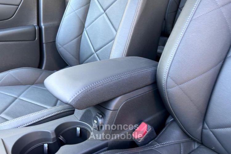 Citroen DS3 CROSSBACK E-TENSE 100KW/136CH RIVOLI CRISTAL PEARL - <small></small> 33.040 € <small>TTC</small> - #34