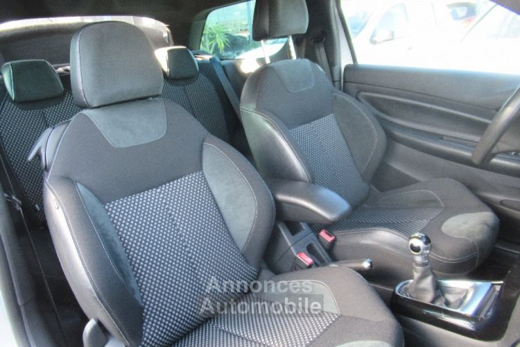 Citroen DS3 HDi 90 Airdream So Chic - <small></small> 6.990 € <small>TTC</small> - #9