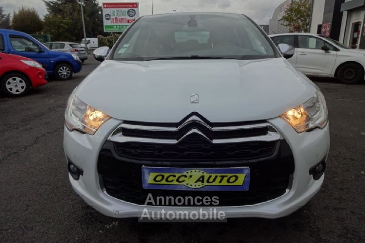 Citroen DS4 BlueHDi 120 SetS Urban Show - <small></small> 10.990 € <small>TTC</small> - #2