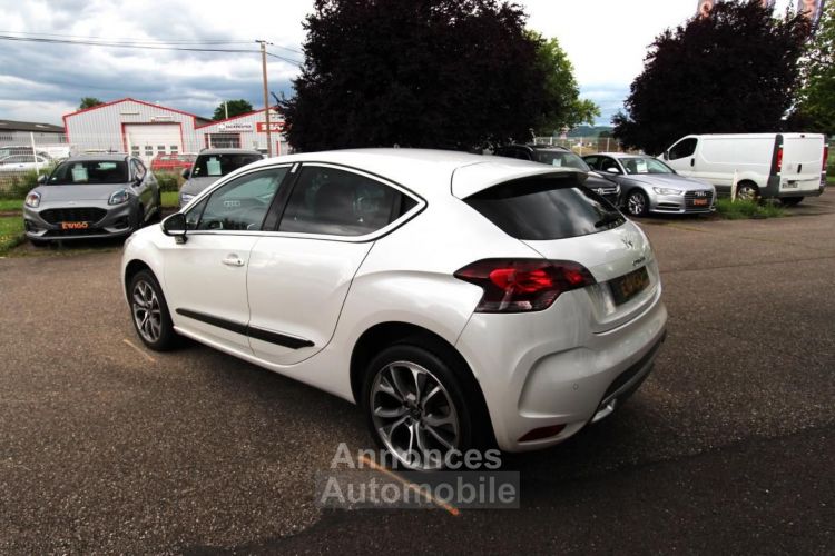 Citroen DS4 Citroën 1.6 THP 165 SOCHIC BVA - <small></small> 8.990 € <small>TTC</small> - #5