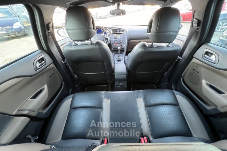 Citroen DS4 Citroën 2.0 HDi 163 Sport Chic BVA Cuir GPS DistriOK Carnet a Jour - <small></small> 7.490 € <small>TTC</small> - #17