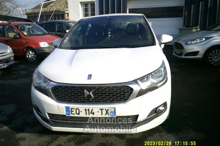 Citroen DS4 1.6l hdi 120cv so chic (2016) - <small></small> 13.450 € <small>TTC</small> - #1