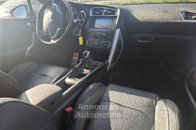 Citroen DS4 EXECUTIVE e-HDi 115 Airdream Executive - <small></small> 8.490 € <small>TTC</small> - #7