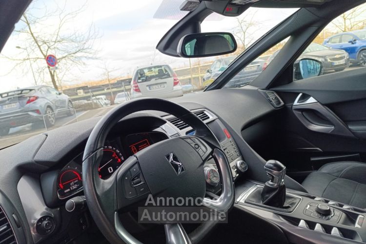 Citroen DS5 1.6 BlueHDi 16V 120 cv SO CHIC - <small></small> 11.990 € <small>TTC</small> - #28