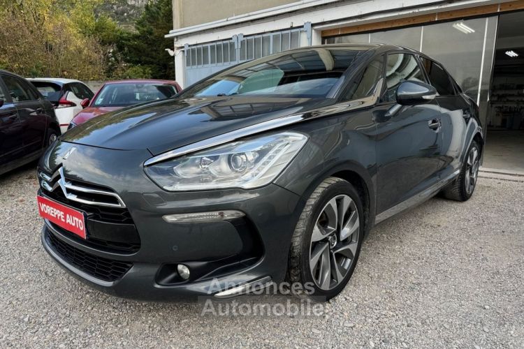 Citroen DS5 2.0 BLUEHDI180 SPORT CHIC S&S EAT6/ CRITAIR 2 /CREDIT / - <small></small> 10.999 € <small>TTC</small> - #1