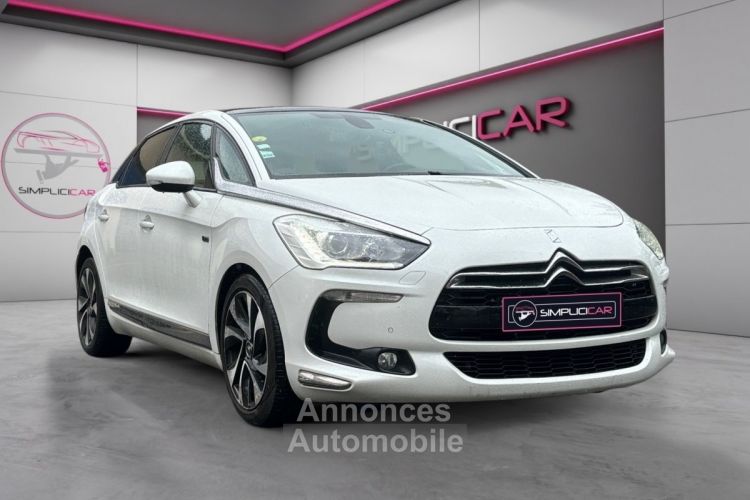 Citroen DS5 2.0 HDI 200 ch Hybrid4 Sport Chic BMP6 - <small></small> 11.990 € <small>TTC</small> - #1